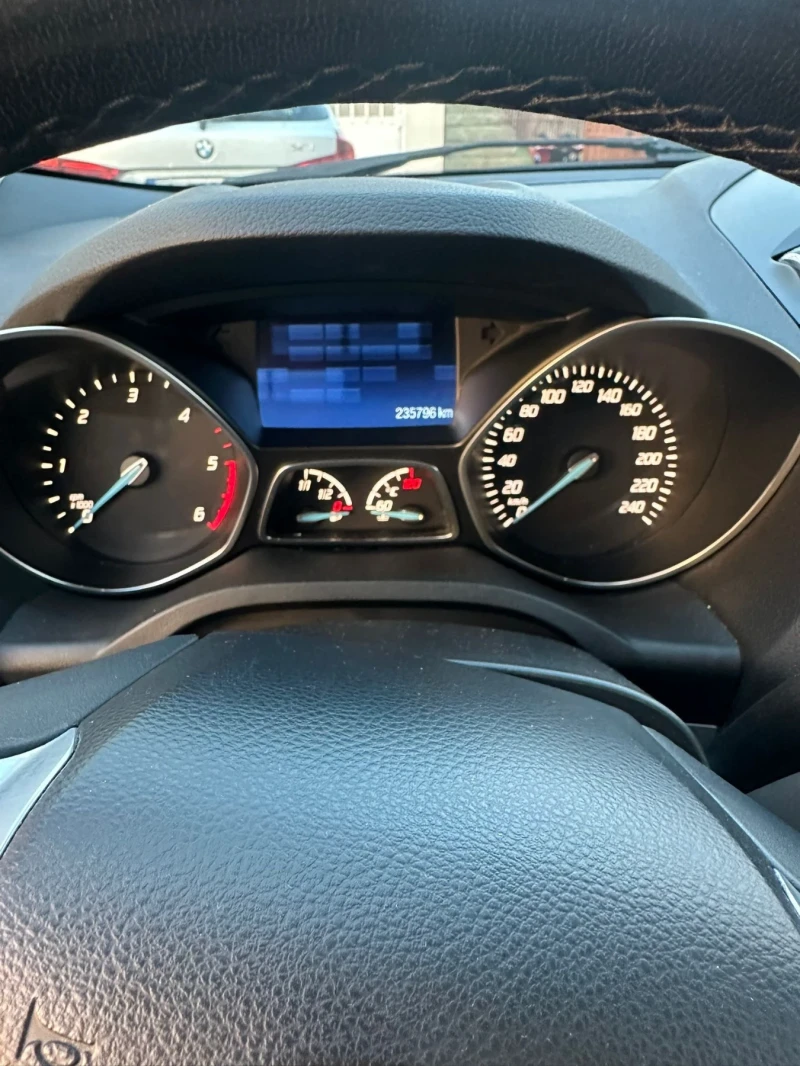 Ford Kuga, снимка 6 - Автомобили и джипове - 52976824