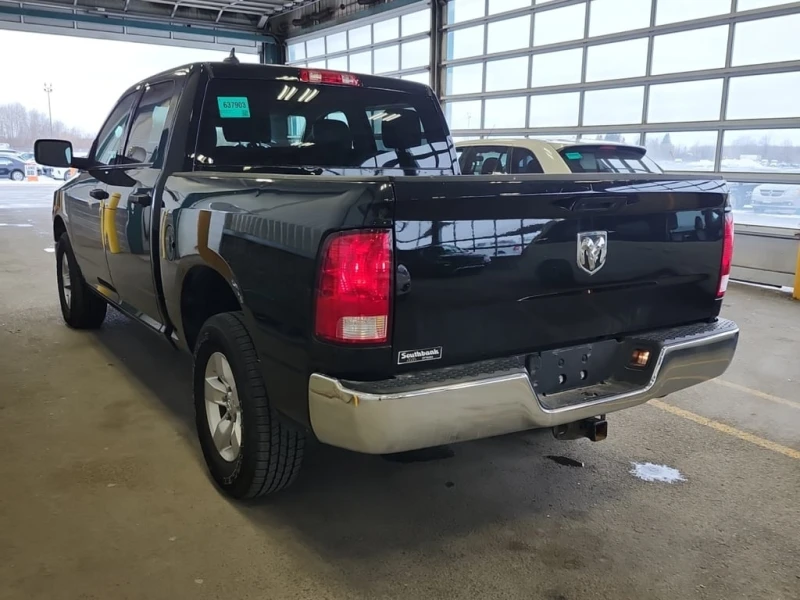 Dodge RAM 1500 * TRADESMAN CREW CAB SHORT BED * CARFAX * ЦЕНА ДО , снимка 4 - Автомобили и джипове - 53022737