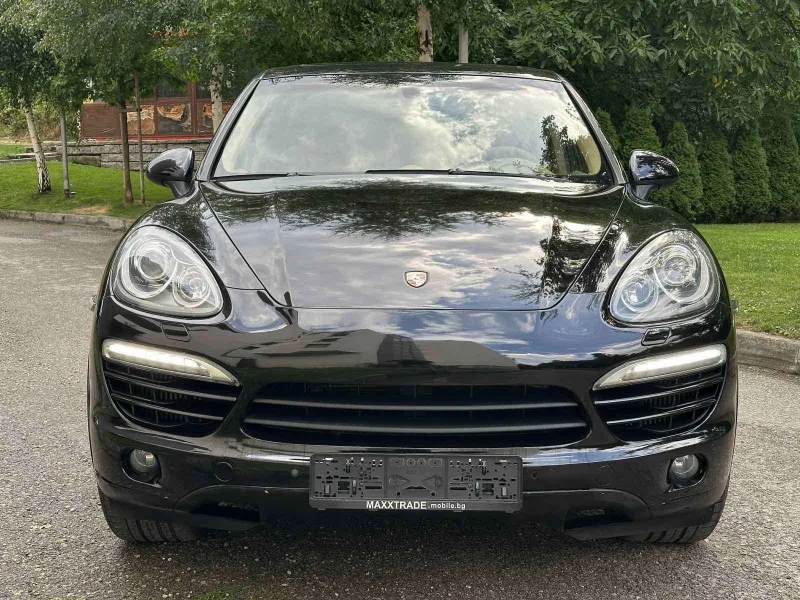 Porsche Cayenne 3.0D, снимка 2 - Автомобили и джипове - 53126943