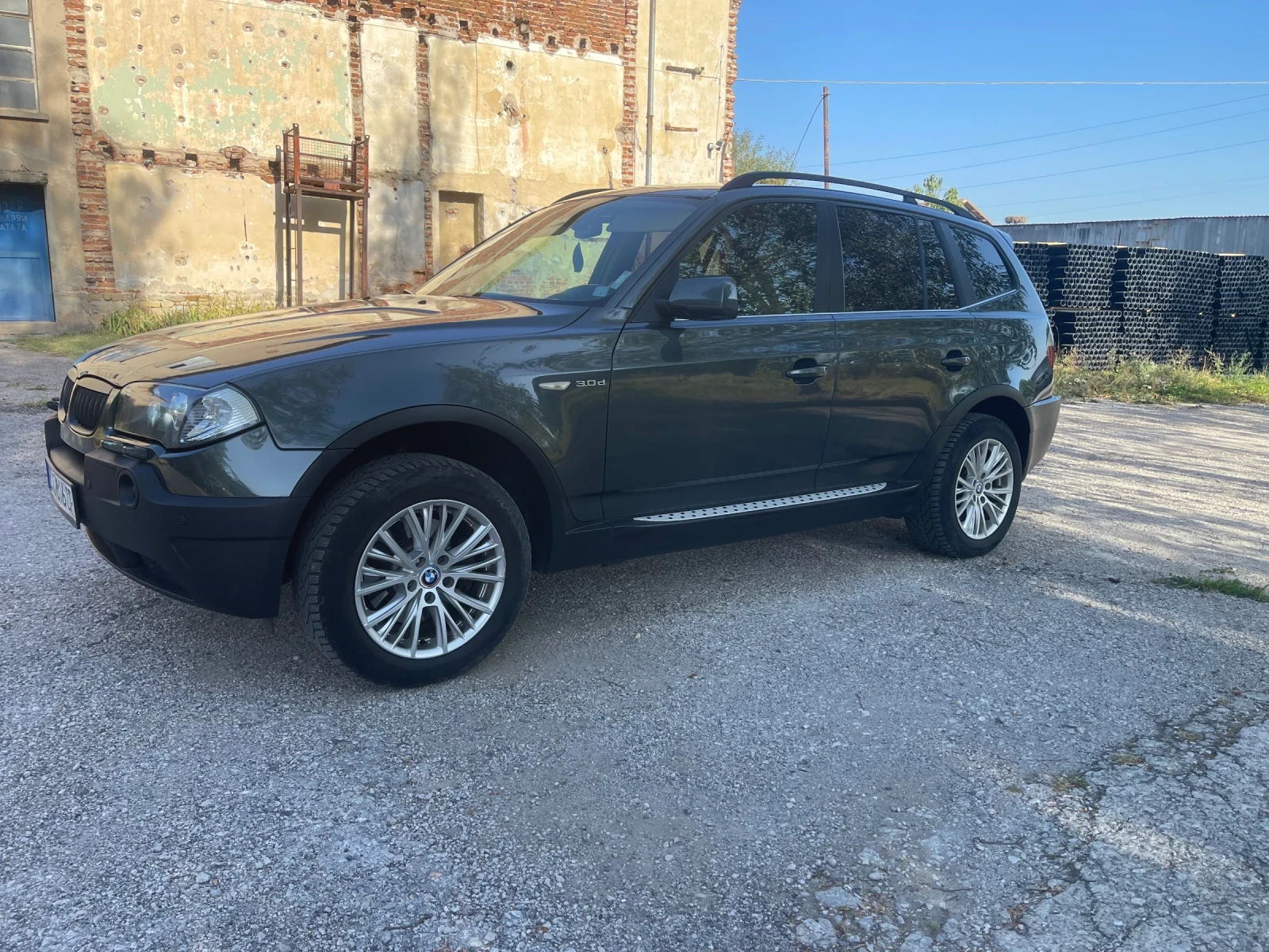 BMW X3 3.0 - изображение 7