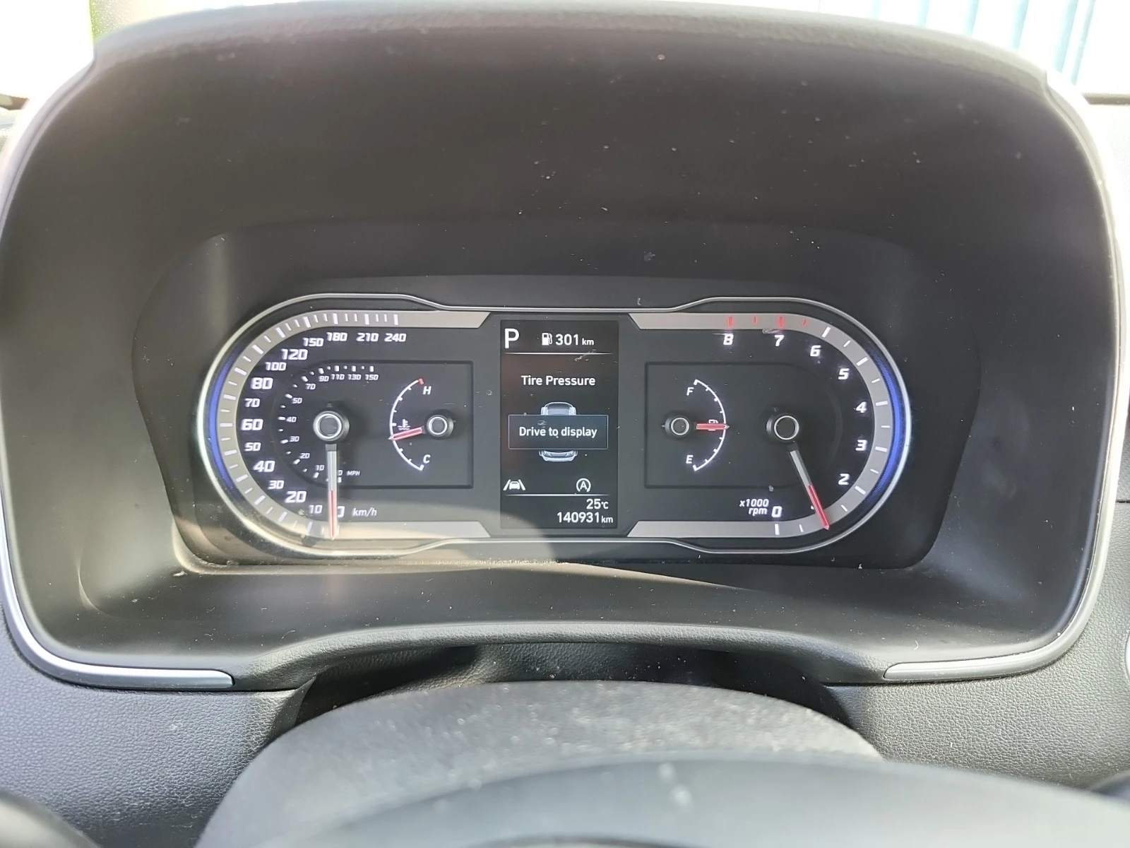 Hyundai Tucson PREFERRED* CARFAX* БЕЗ ПЪРВОНАЧАЛНА - изображение 8