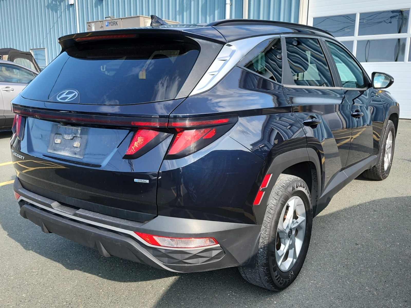 Hyundai Tucson PREFERRED* CARFAX* БЕЗ ПЪРВОНАЧАЛНА - изображение 3