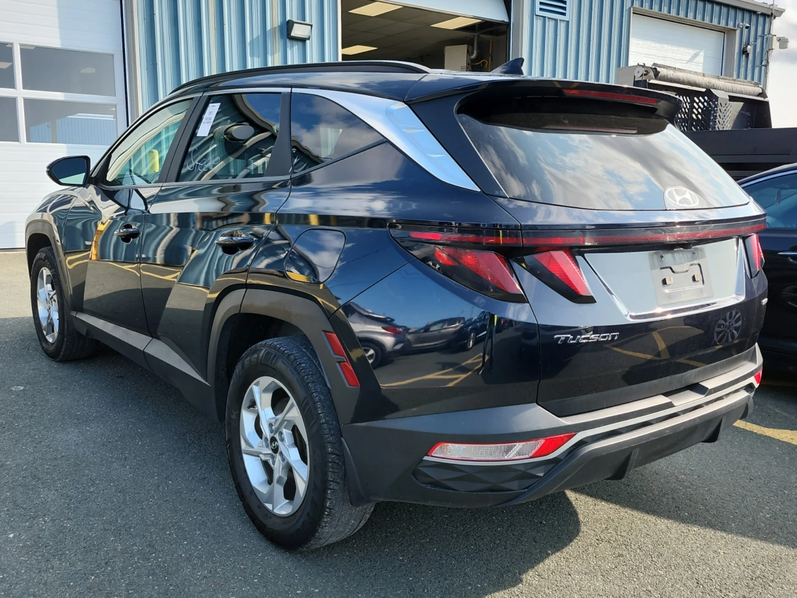 Hyundai Tucson PREFERRED* CARFAX* БЕЗ ПЪРВОНАЧАЛНА - изображение 4
