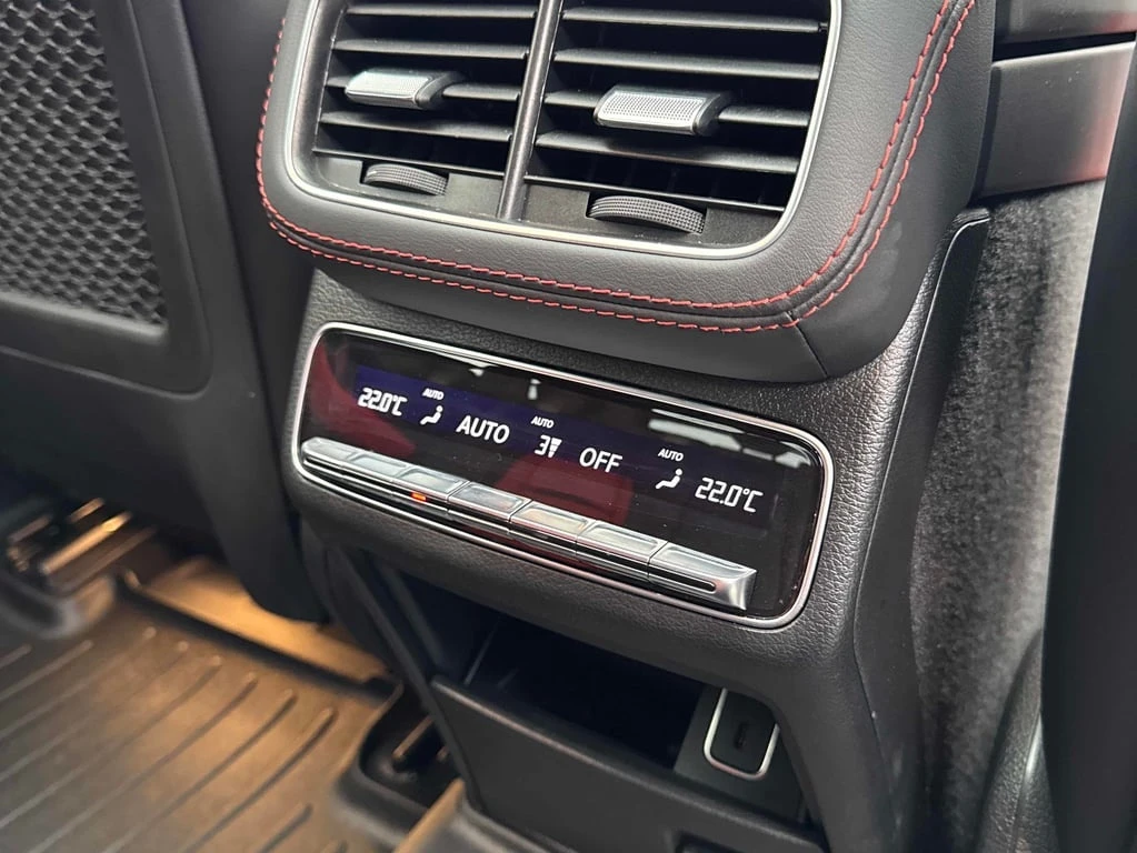 Mercedes-Benz GLE * AMG 63 S * CARFAX * БЕЗ ПЪРВОНАЧАЛНА ВНОСКА - изображение 9