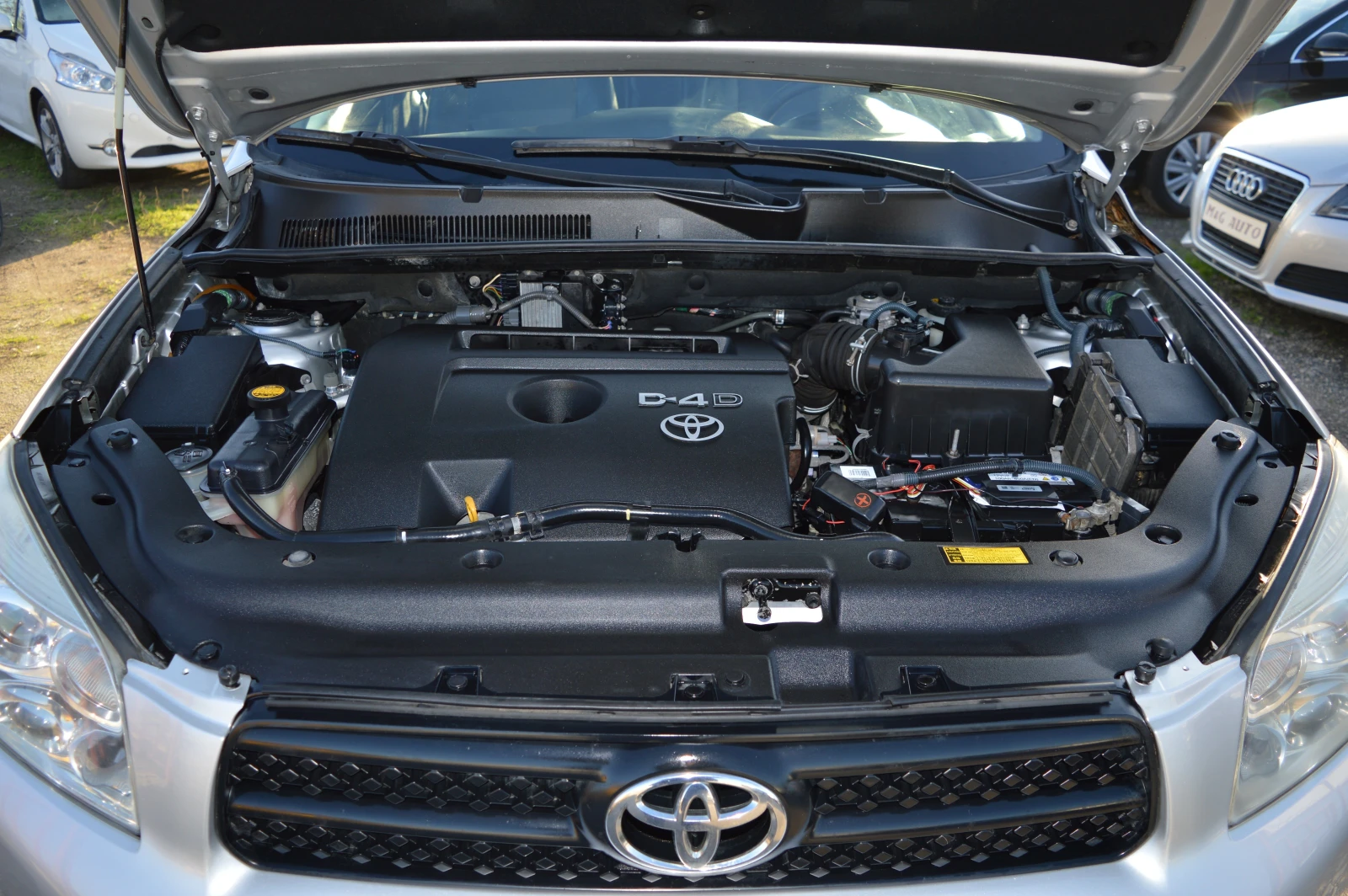 Toyota Rav4 2.2D4D-LUXURY-136k.c. | Mobile.bg � ����������� 9