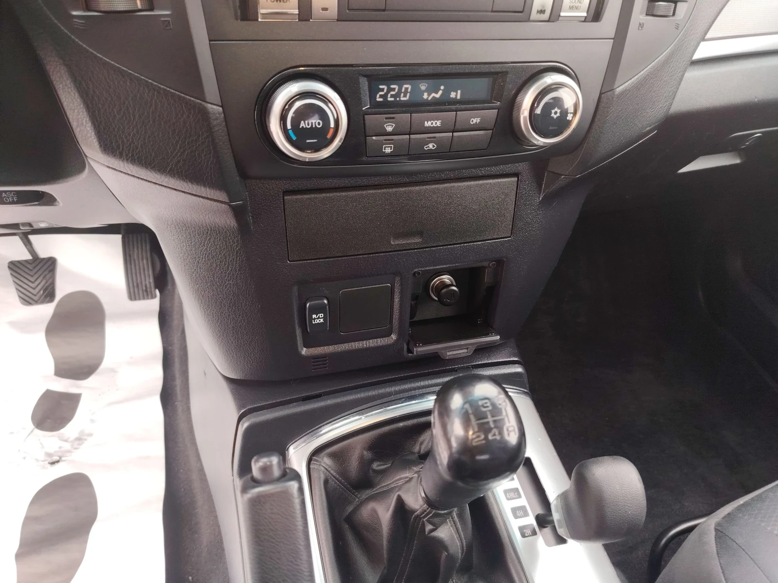 Mitsubishi Pajero Италия  - изображение 10