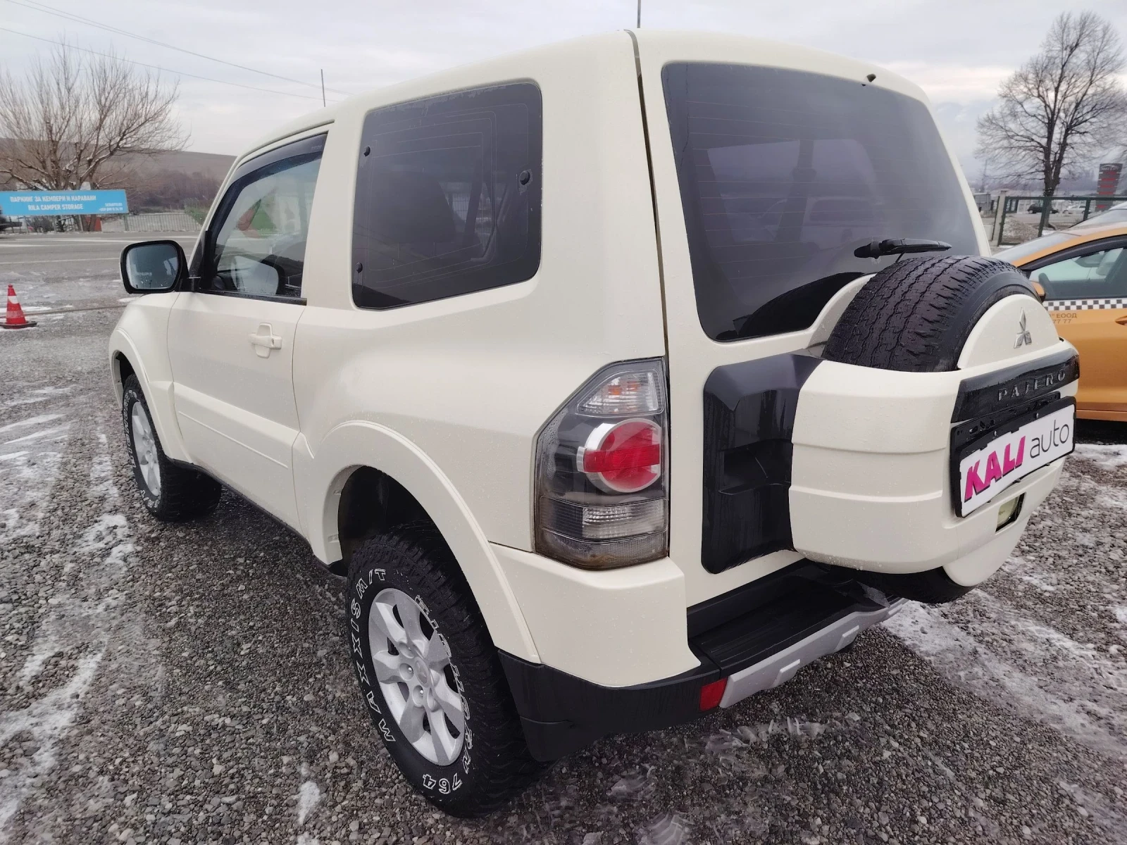 Mitsubishi Pajero Италия  - изображение 5