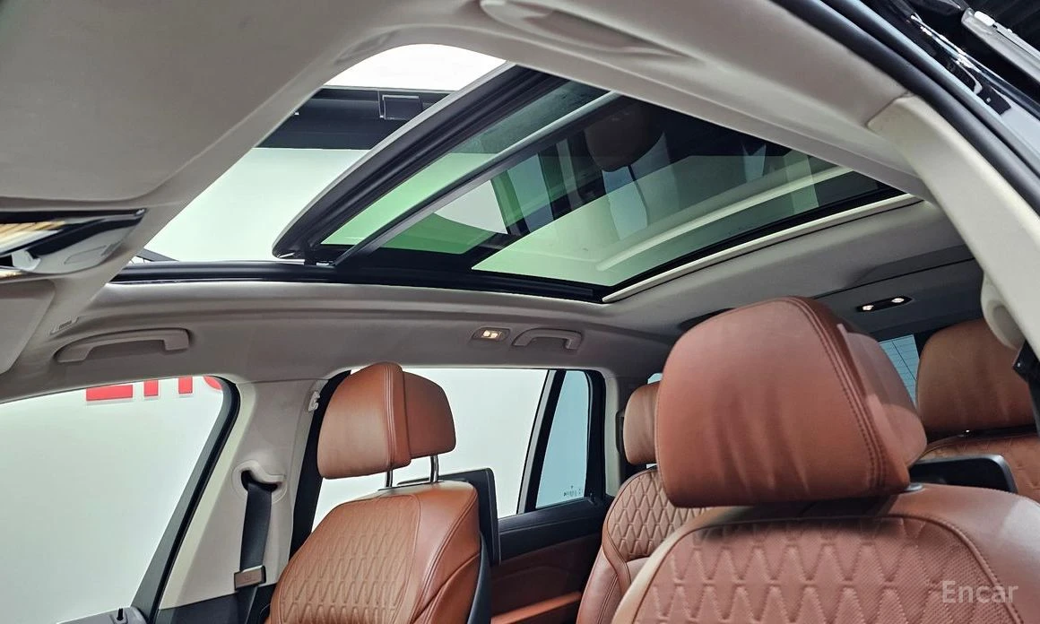 BMW X7 40d* ВЪЗДУХ* ПАМЕТ* 360 КАМ* ОБДУХВАНЕ* ЕКРАНИ* , снимка 17 - Автомобили и джипове - 54019805