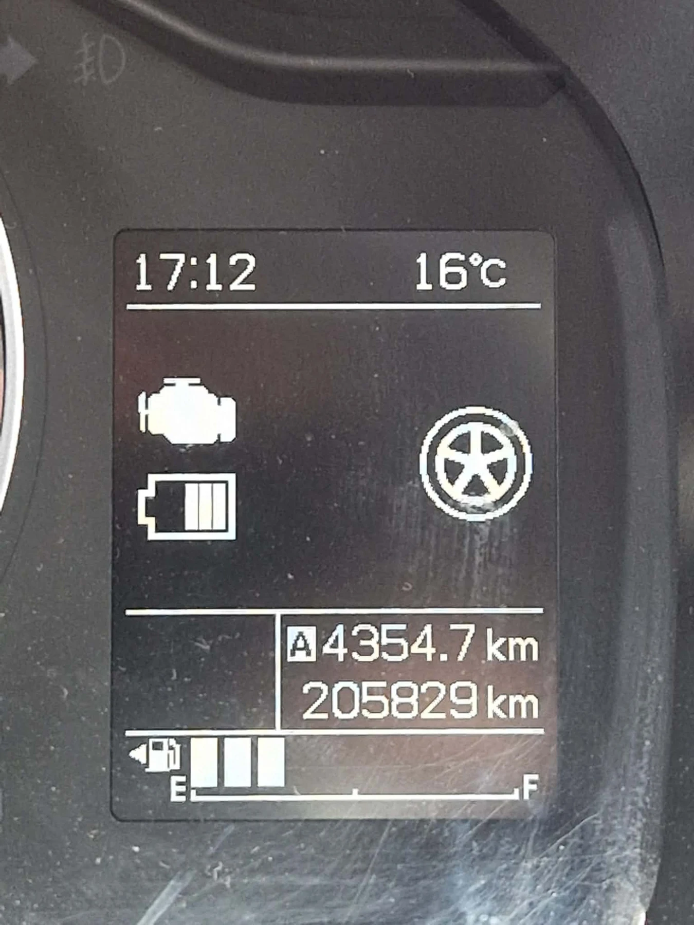 Suzuki Ignis, снимка 7 - Автомобили и джипове - 54635988