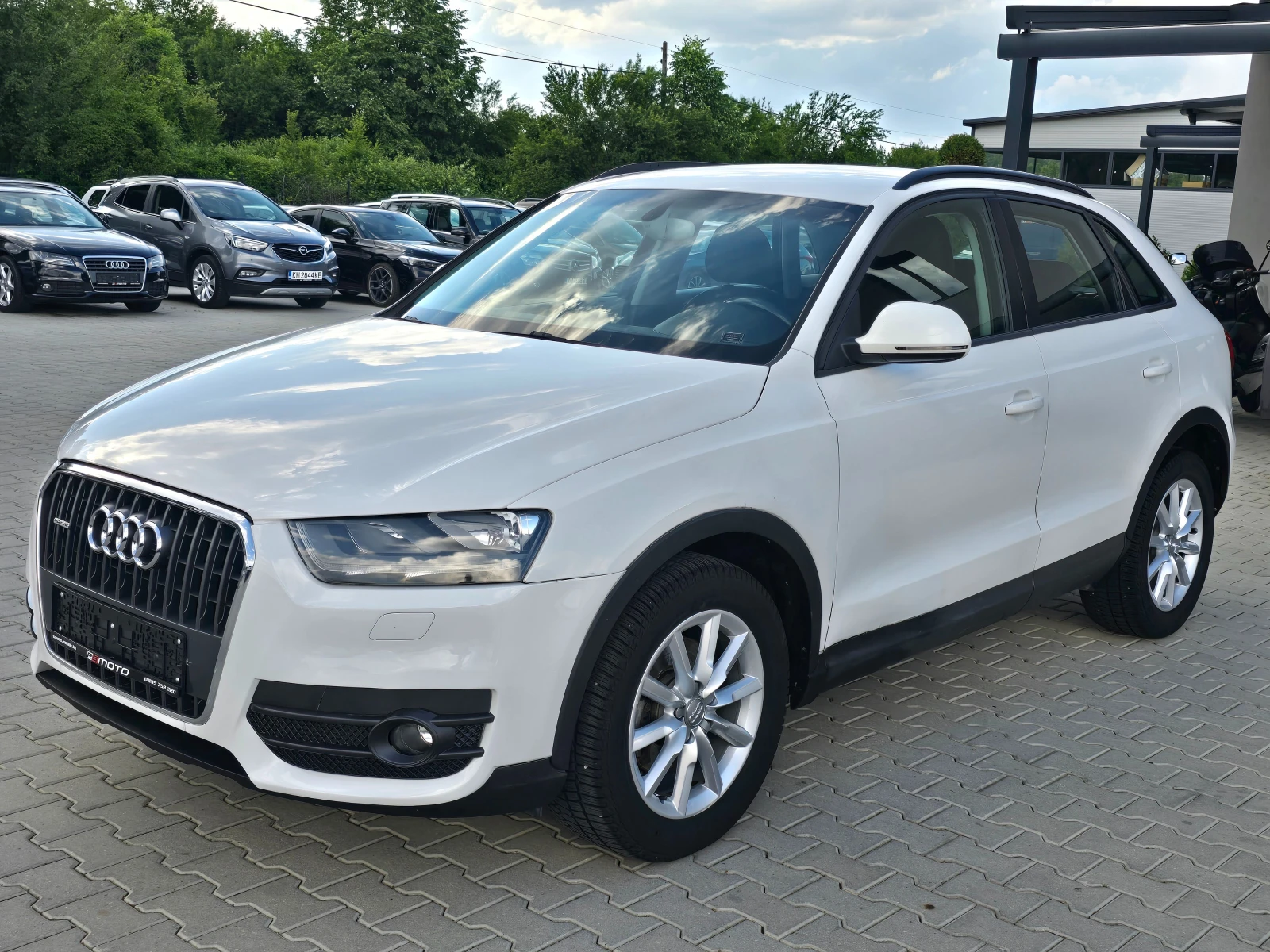 Audi Q3 2.0TDI, Quattro, S-Tronic!, снимка 5 - Автомобили и джипове - 54762012