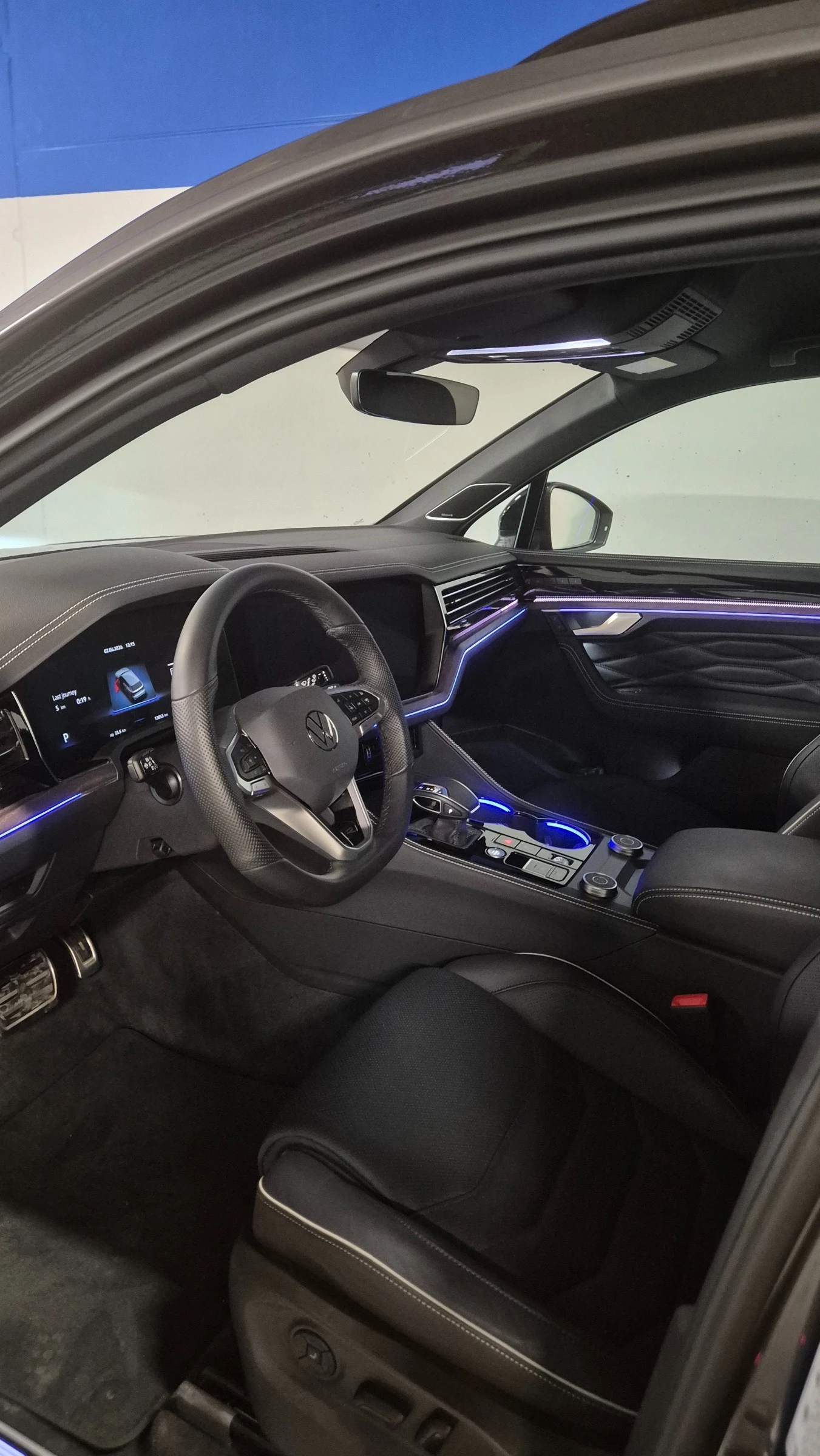 VW Touareg R-Line PA 3.0 V6 TDI SCR 4MOT | Mobile.bg � ����������� 9