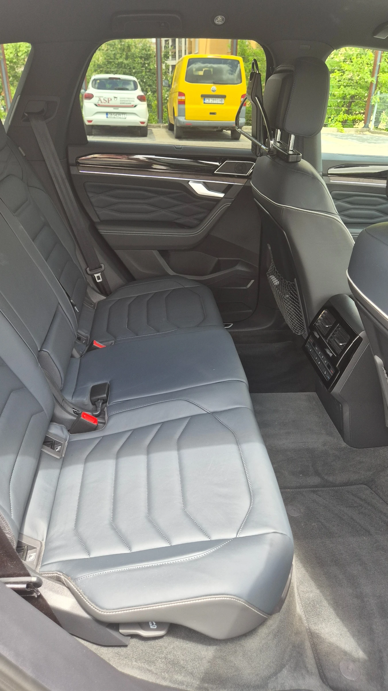 VW Touareg R-Line PA 3.0 V6 TDI SCR 4MOT | Mobile.bg � ����������� 15