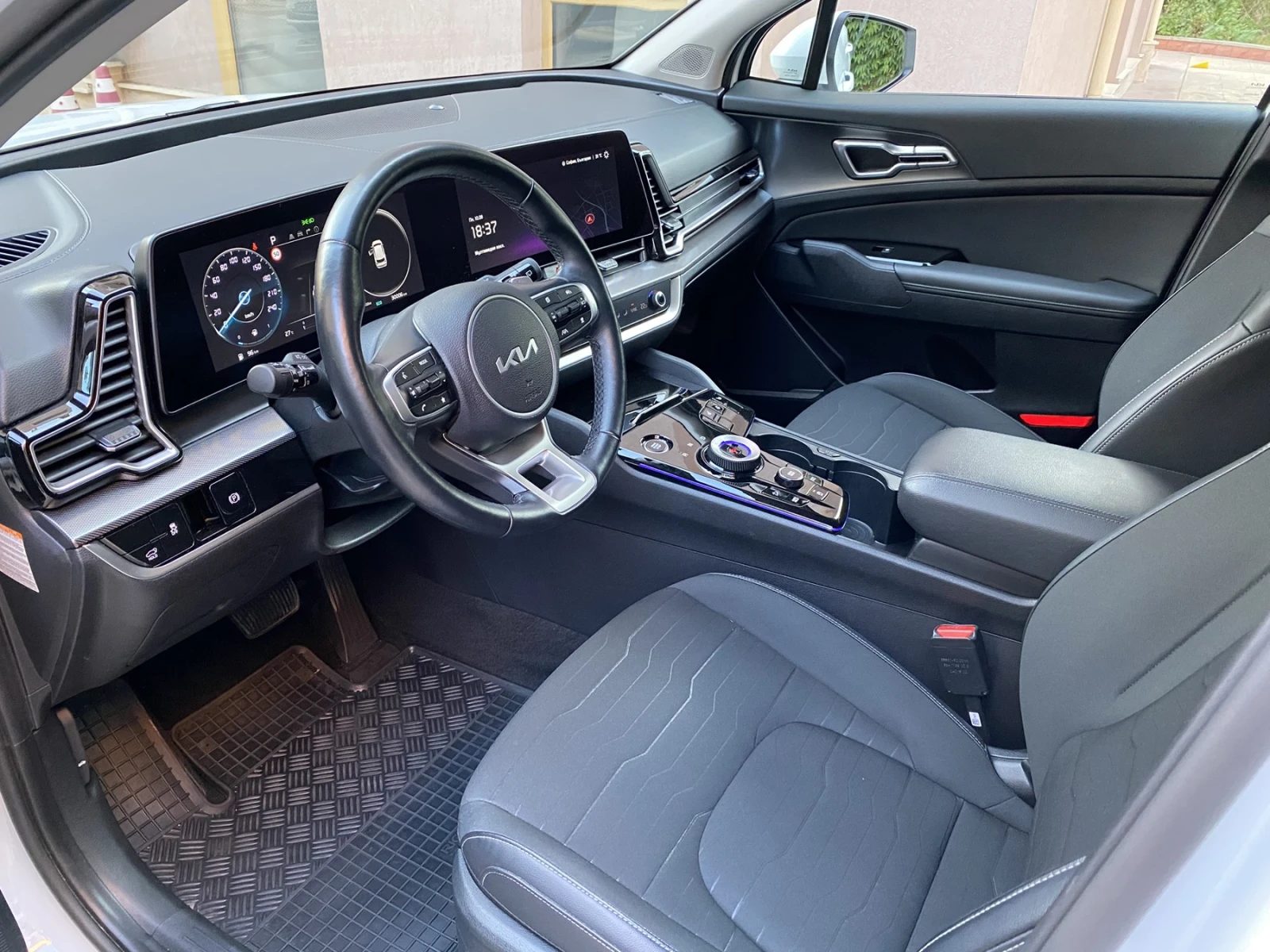 Kia Sportage 1.6 T-GDi/ MHEV/ FWD/ 7DCT/ Platinum | Mobile.bg � ����������� 10