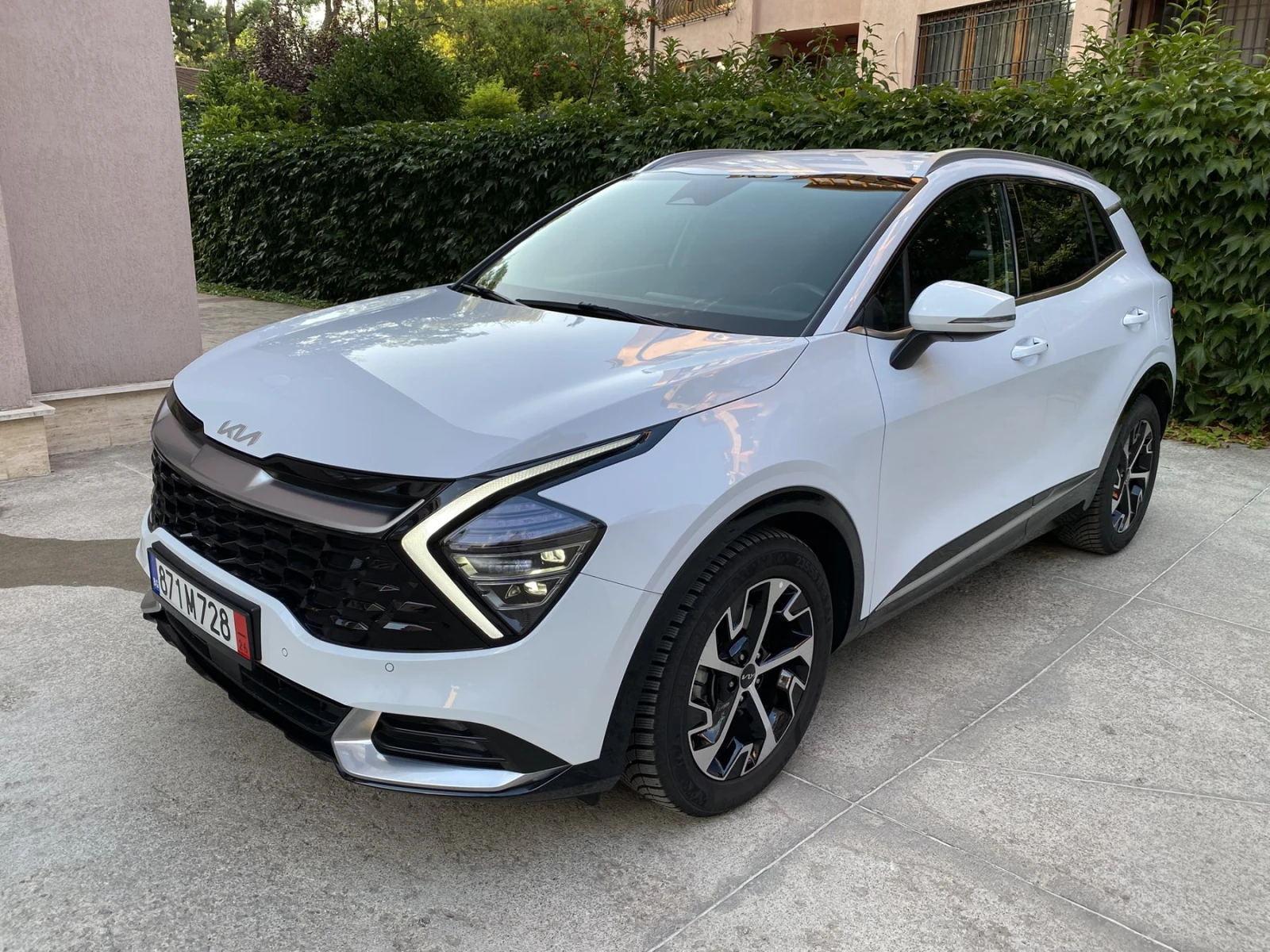 Kia Sportage 1.6 T-GDi/ MHEV/ FWD/ 7DCT/ Platinum