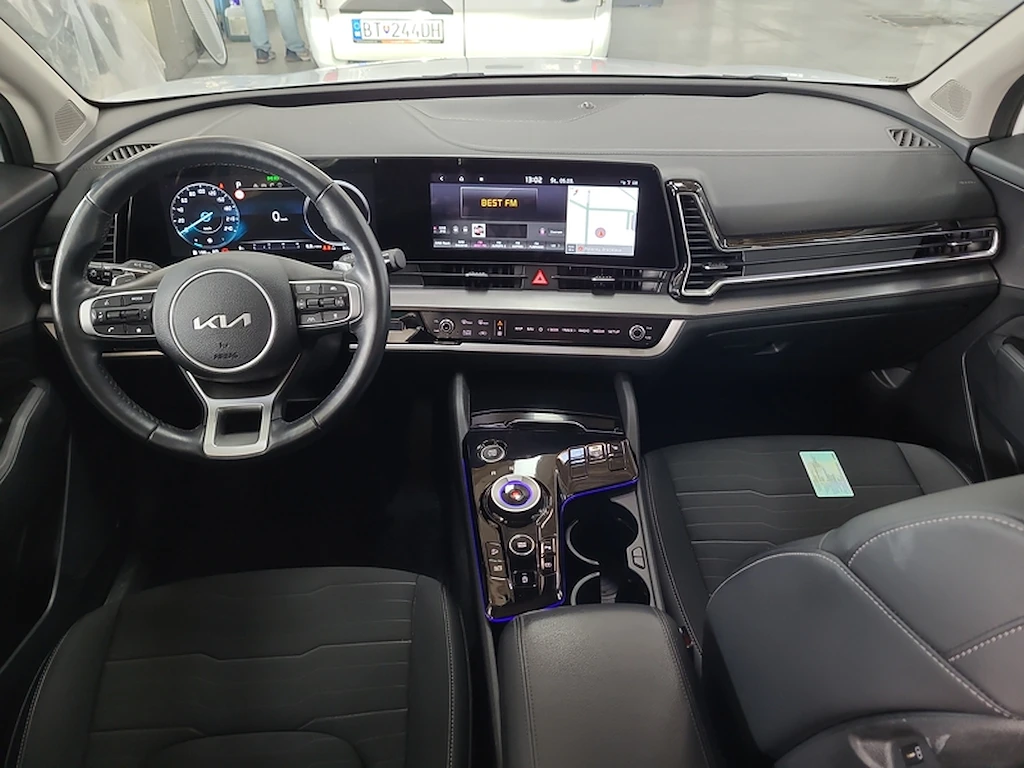 Kia Sportage 1.6 T-GDi/ MHEV/ FWD/ 7DCT/ Platinum/ Очакван !, снимка 3 - Автомобили и джипове - 55065385