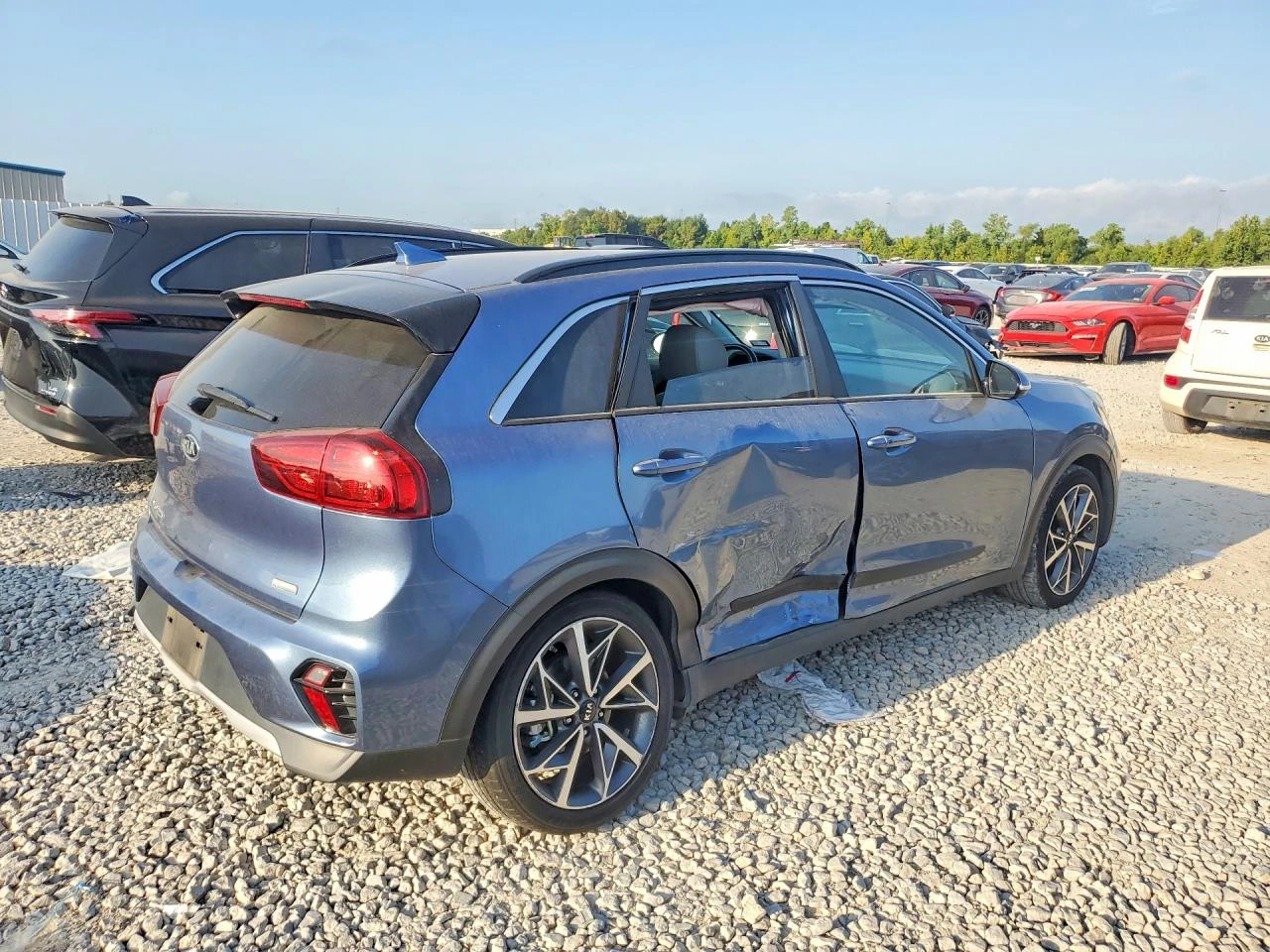 Kia Niro 1.6l Touring Special Edition, снимка 3 - Автомобили и джипове - 56040896