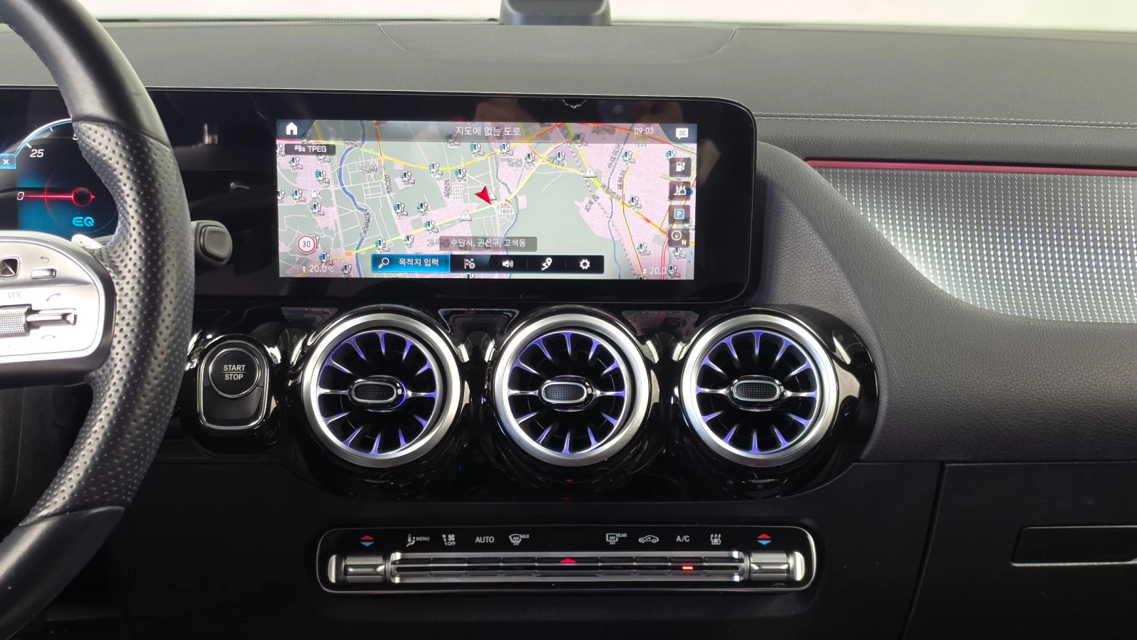 Mercedes-Benz EQA 250 Amg Package * Крайна Цена* , снимка 9 - Автомобили и джипове - 56083291