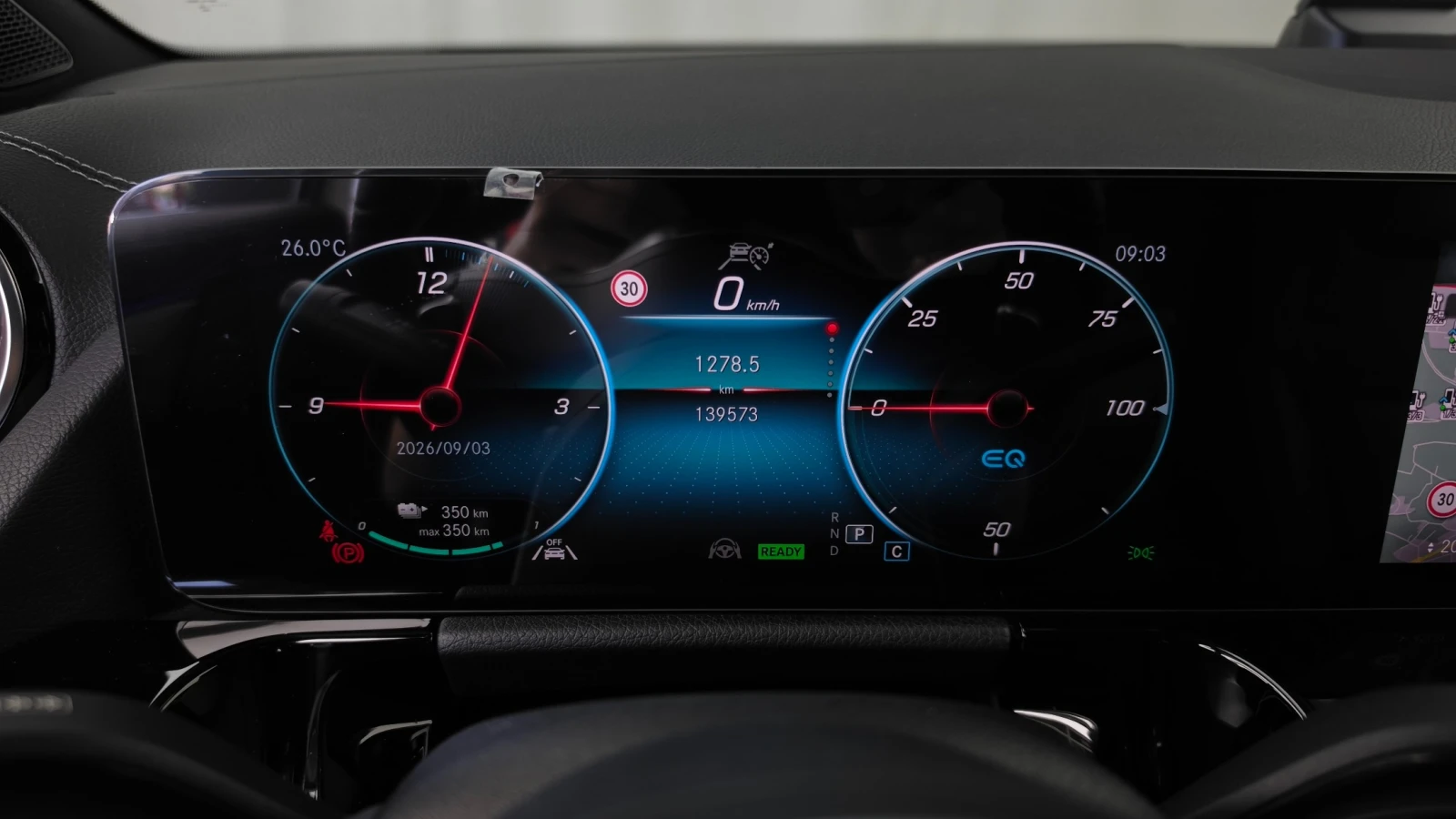 Mercedes-Benz EQA 250 Amg Package * Крайна Цена* , снимка 8 - Автомобили и джипове - 56083291