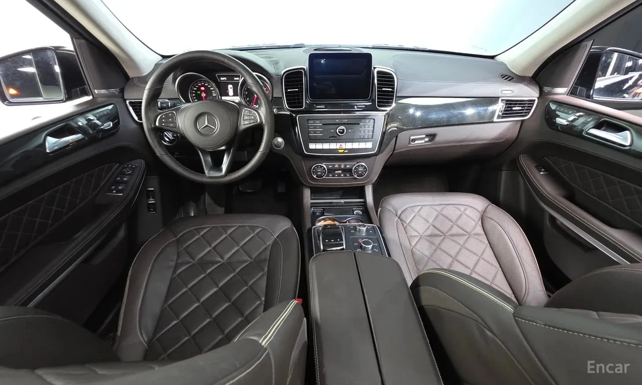 Mercedes-Benz GLS * GLS500 4MATIC* АВТОКРЕДИТ* , снимка 7 - Автомобили и джипове - 56104165