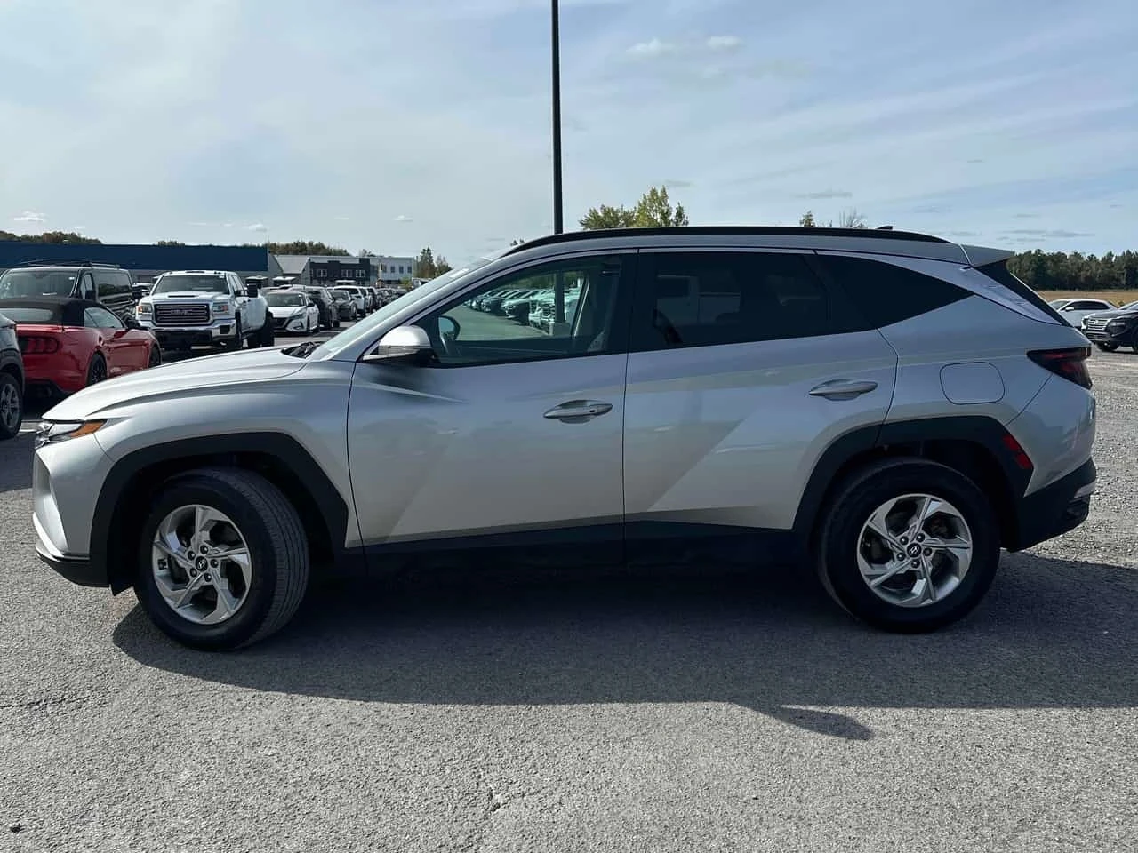 Hyundai Tucson * Preferred * АВТОКРЕДИТ * ОТ ПРЕДСТАВИТЕЛСТВО, снимка 3 - Автомобили и джипове - 56213493