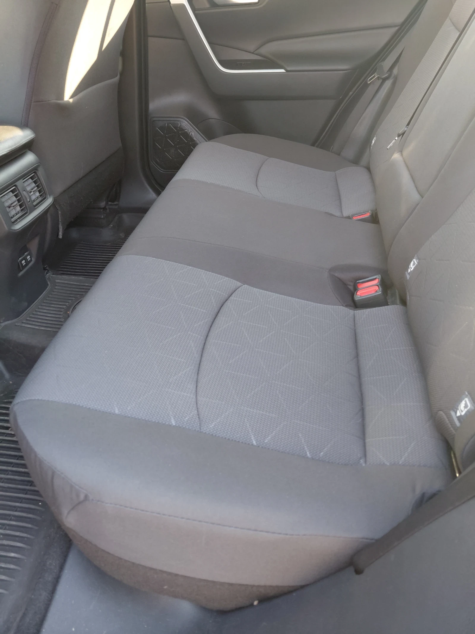 Toyota Rav4, снимка 14 - Автомобили и джипове - 56451713
