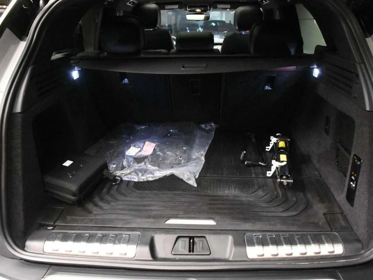 Land Rover Range Rover Sport, снимка 10 - Автомобили и джипове - 56706668