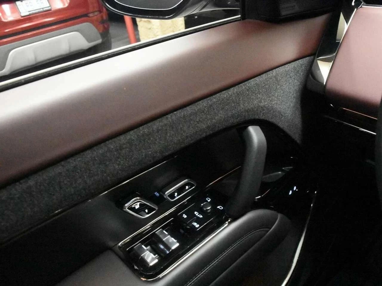 Land Rover Range Rover Sport, снимка 16 - Автомобили и джипове - 56706668