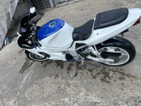 Suzuki Gsxr K1 750, снимка 5