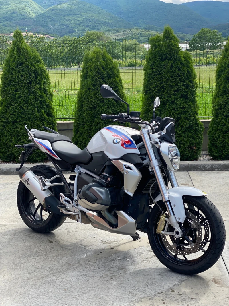 BMW R 1250  R -HP   TFT + 3бр куфари BMW, снимка 17 - Мотоциклети и мототехника - 50181346