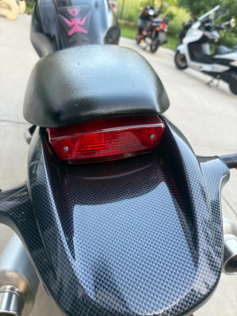 Ducati Monster MONSTER DARK 750, снимка 8 - Мотоциклети и мототехника - 50659080