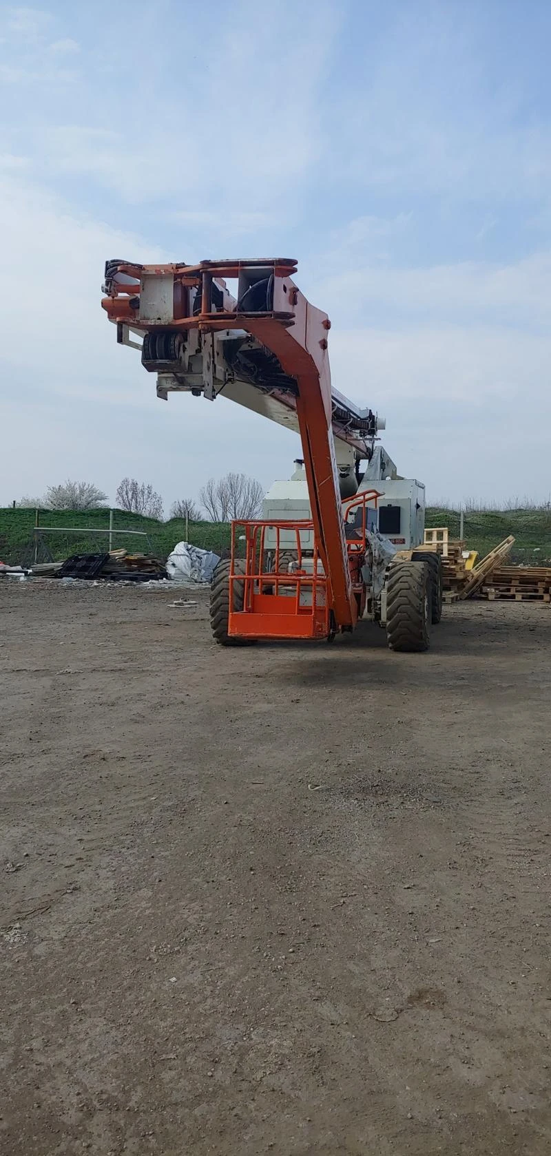 Автовишка Друга марка JLG 120HX   4х4х4    39 метра., снимка 5 - Индустриална техника - 47420909