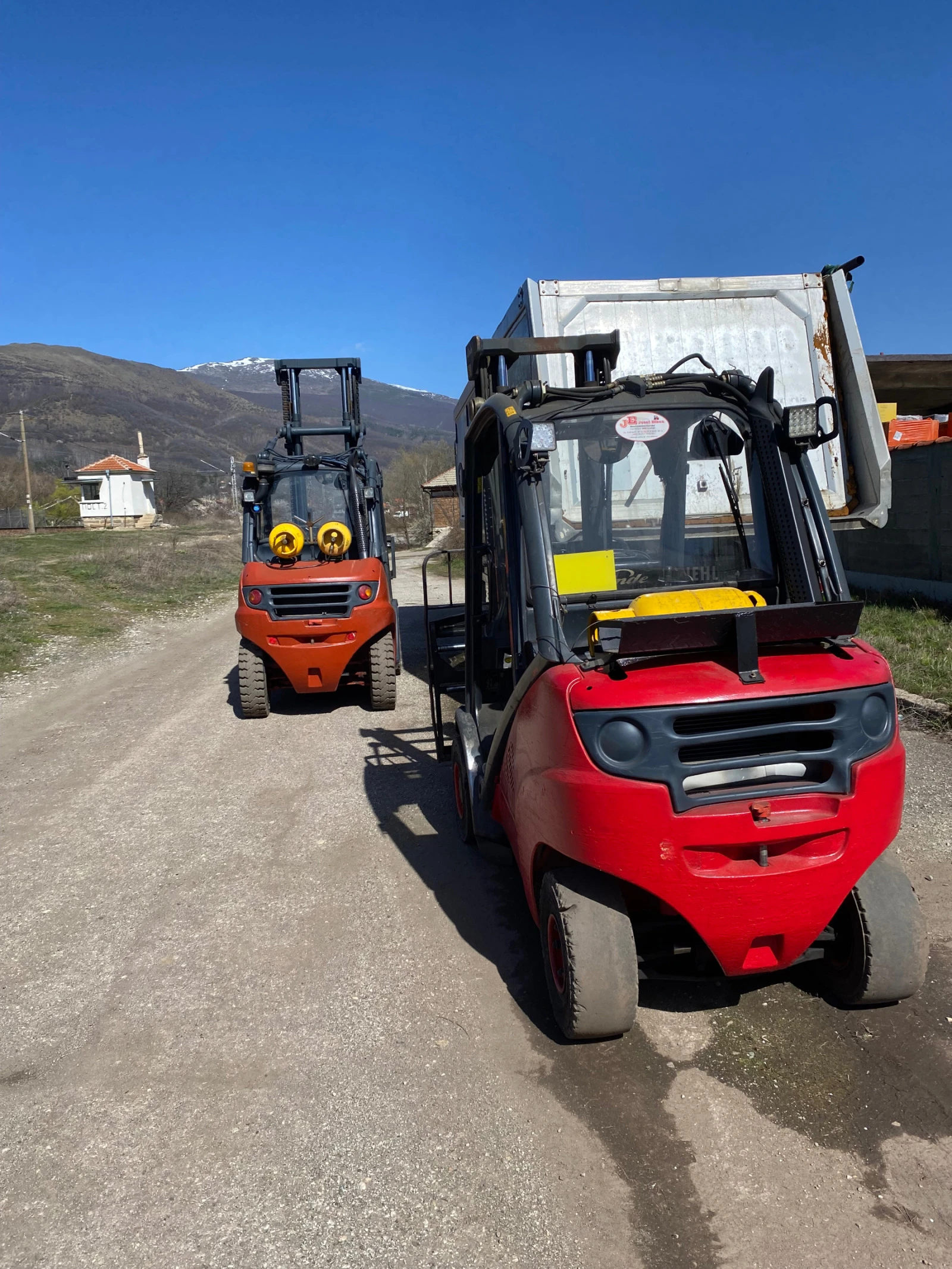  Linde  3 | Mobile.bg   6