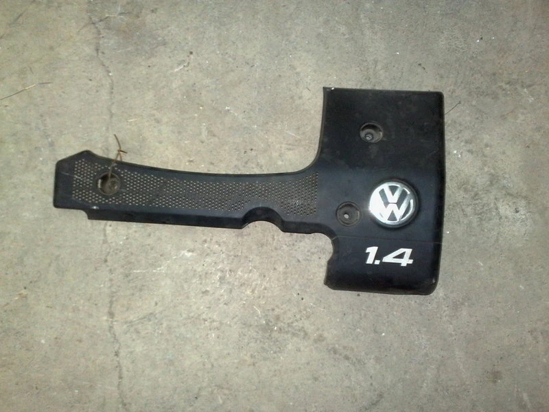 Капак за двигател  за Фолксваген Поло 1.4