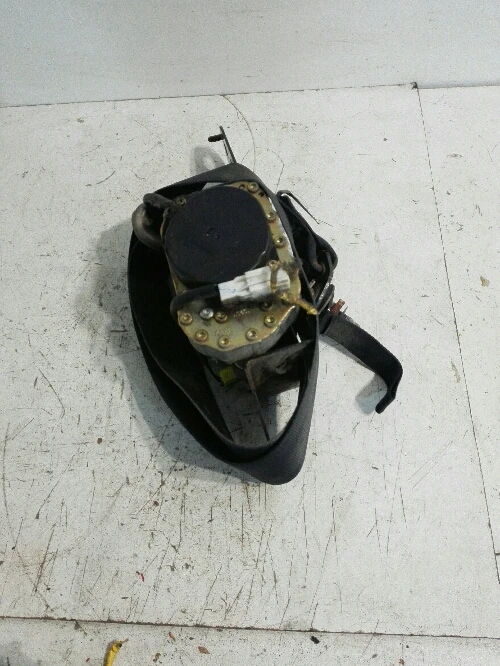 Колан преден ляв Нисан Алмера Тино