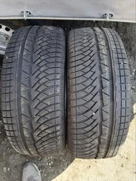 Гуми Зимни 235/55R17, снимка 1