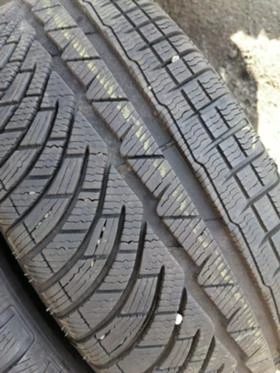Гуми Зимни 235/55R17, снимка 3