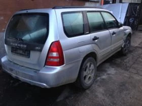 Subaru Forester 2.0XT | Mobile.bg    2