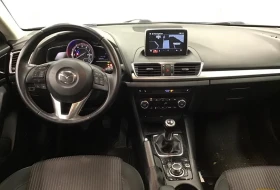 Mazda 3 2.0i Skyactive KEYLESS NAVI CARPLAY BOSE ШВЕЙЦАРИЯ - [6] 