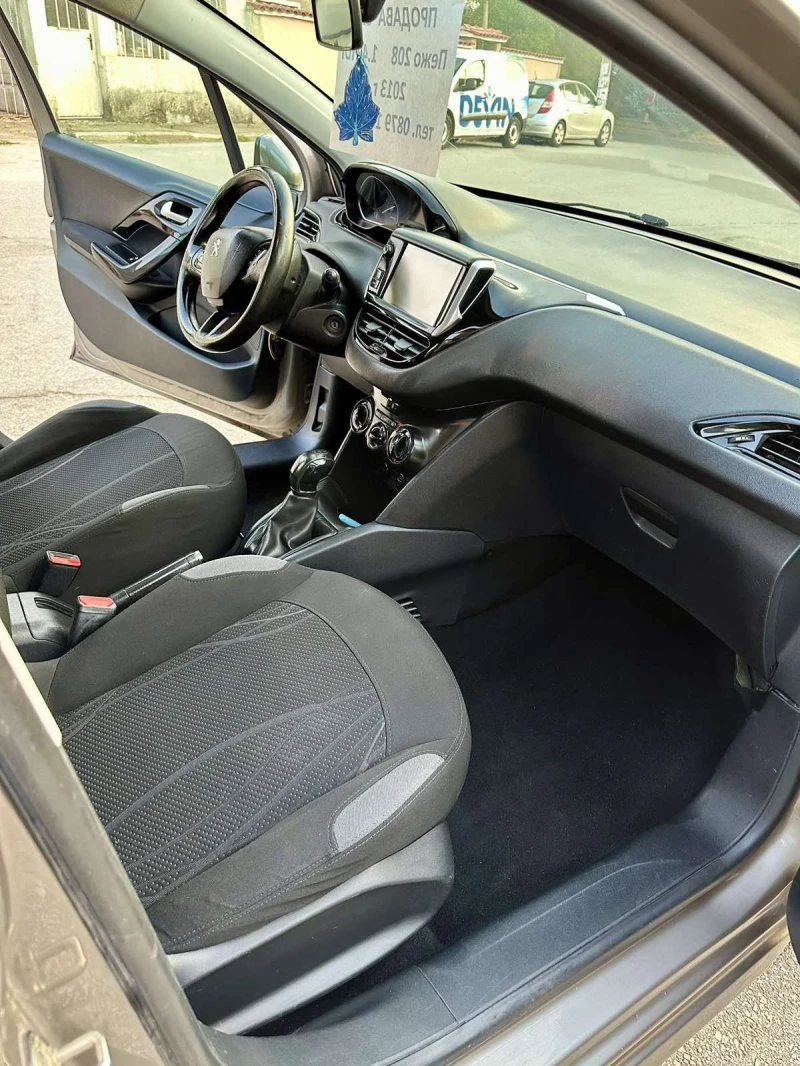 Peugeot 208 1.4Hdi, снимка 14 - Автомобили и джипове - 46937334