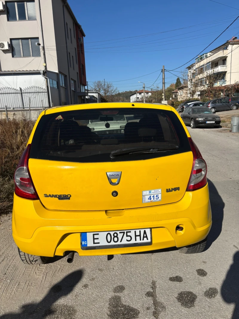 Dacia Sandero, снимка 6 - Автомобили и джипове - 47902058