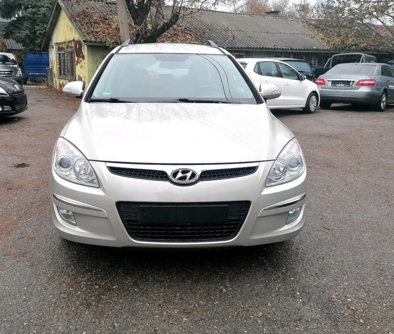 Hyundai I30 2.0 бензин кожа 143 к.с., снимка 2 - Автомобили и джипове - 47953927