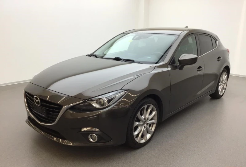 Mazda 3 2.0i Skyactive KEYLESS NAVI CARPLAY BOSE ШВЕЙЦАРИЯ, снимка 17 - Автомобили и джипове - 48031056