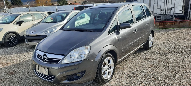 Opel Zafira 1.7cdti 7-места, снимка 1 - Автомобили и джипове - 48039010