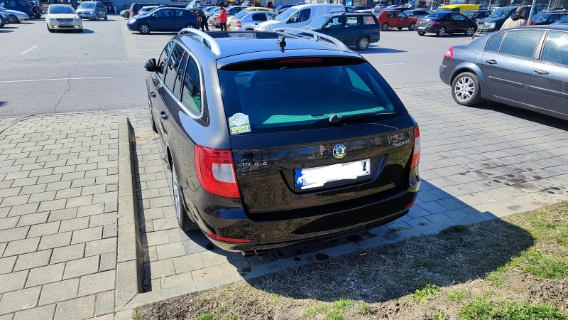 Skoda Superb, снимка 3 - Автомобили и джипове - 49436552