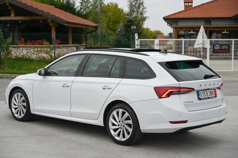 Skoda Octavia 2.0TDI* FirstEdition* Камера* Панорама* Germany, снимка 3 - Автомобили и джипове - 52065684