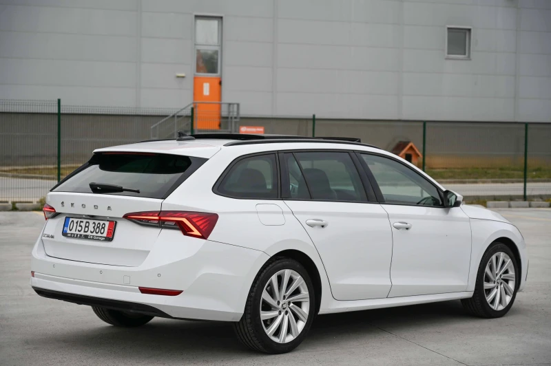 Skoda Octavia 2.0TDI* FirstEdition* Камера* Панорама* Germany, снимка 4 - Автомобили и джипове - 52065684