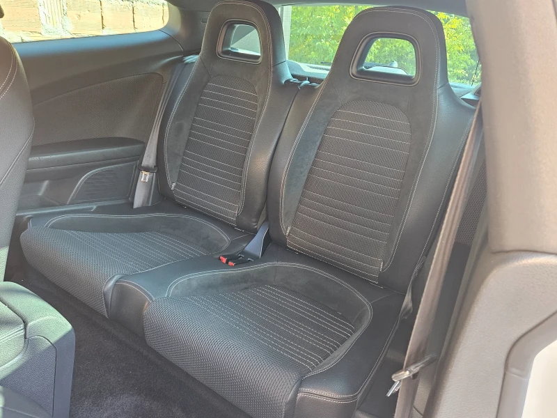 VW Scirocco, снимка 9 - Автомобили и джипове - 52419176