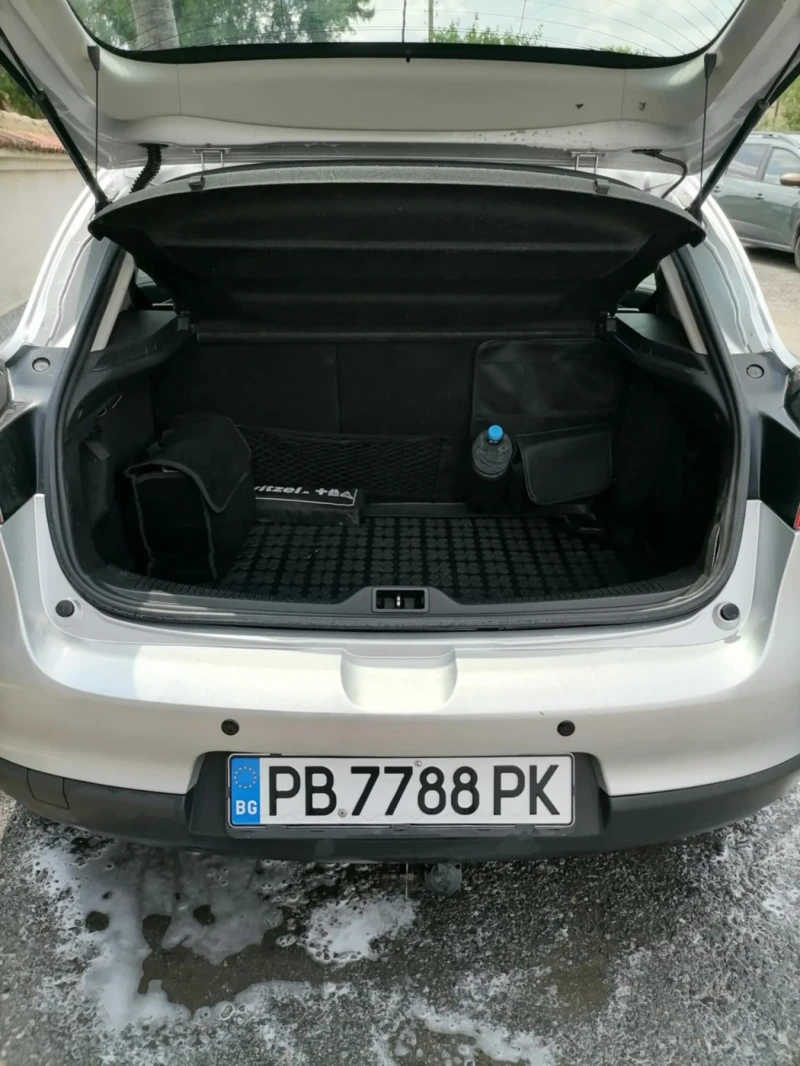 Renault Megane 1.5 dci, снимка 6 - Автомобили и джипове - 53209994