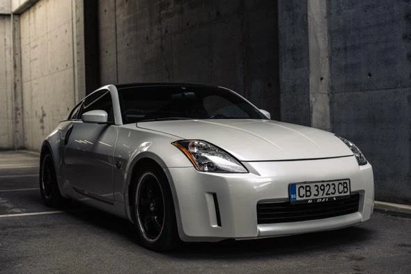 Nissan 350z, снимка 2 - Автомобили и джипове - 53418070