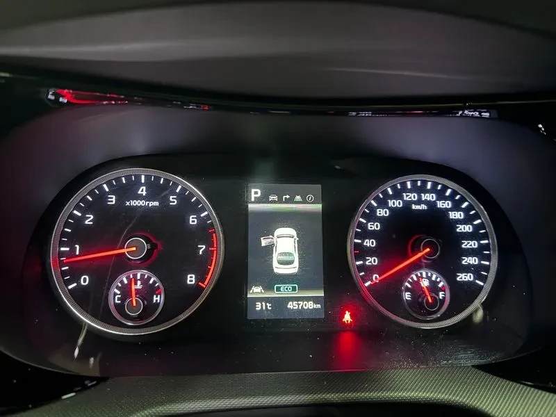 Kia K5 2.0 Lpi Trendy, снимка 8 - Автомобили и джипове - 55936523